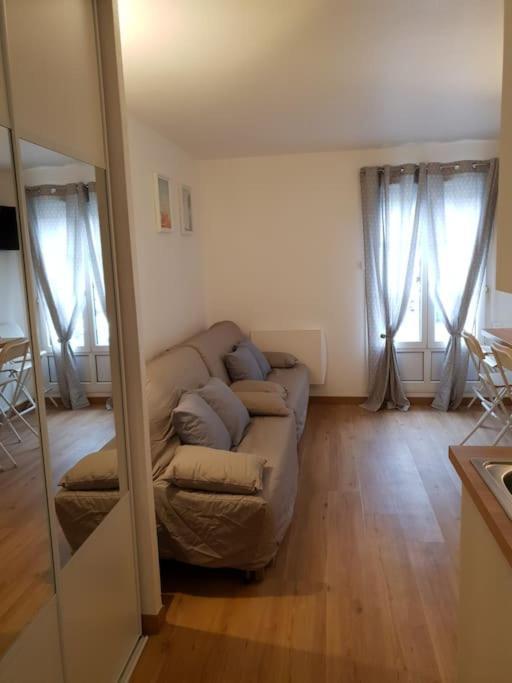 דירות ביוסי-סיינט-ג'ורג' Pretty Little Flat Near From Disneyland Paris מראה חיצוני תמונה